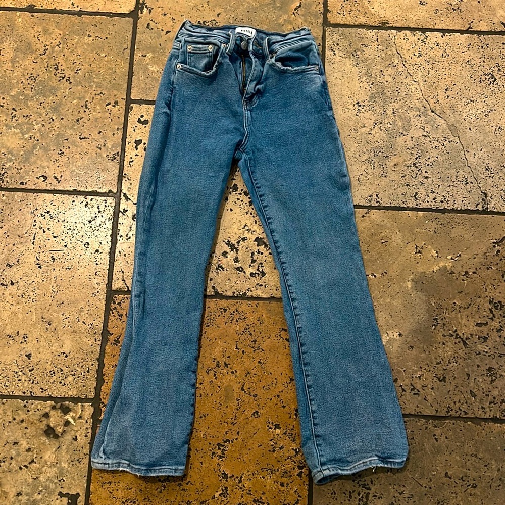 Women’s Waist 25, wore 2 times only.